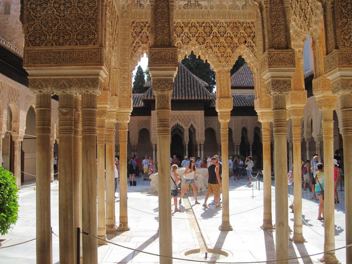 47- Alhambra- Altra veduta del cortile